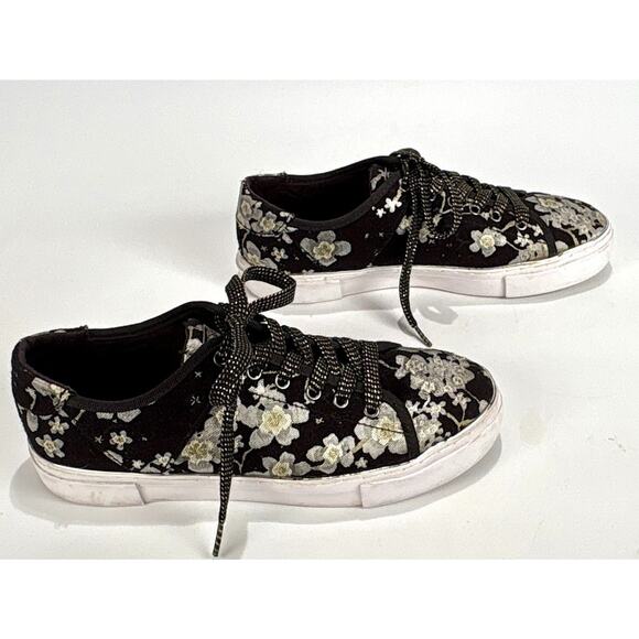 Guess Goodone5 Floral Shoes Size 9 Black Tennis Shoe Bloomcore Coquette Sneakers - Picture 6 of 11